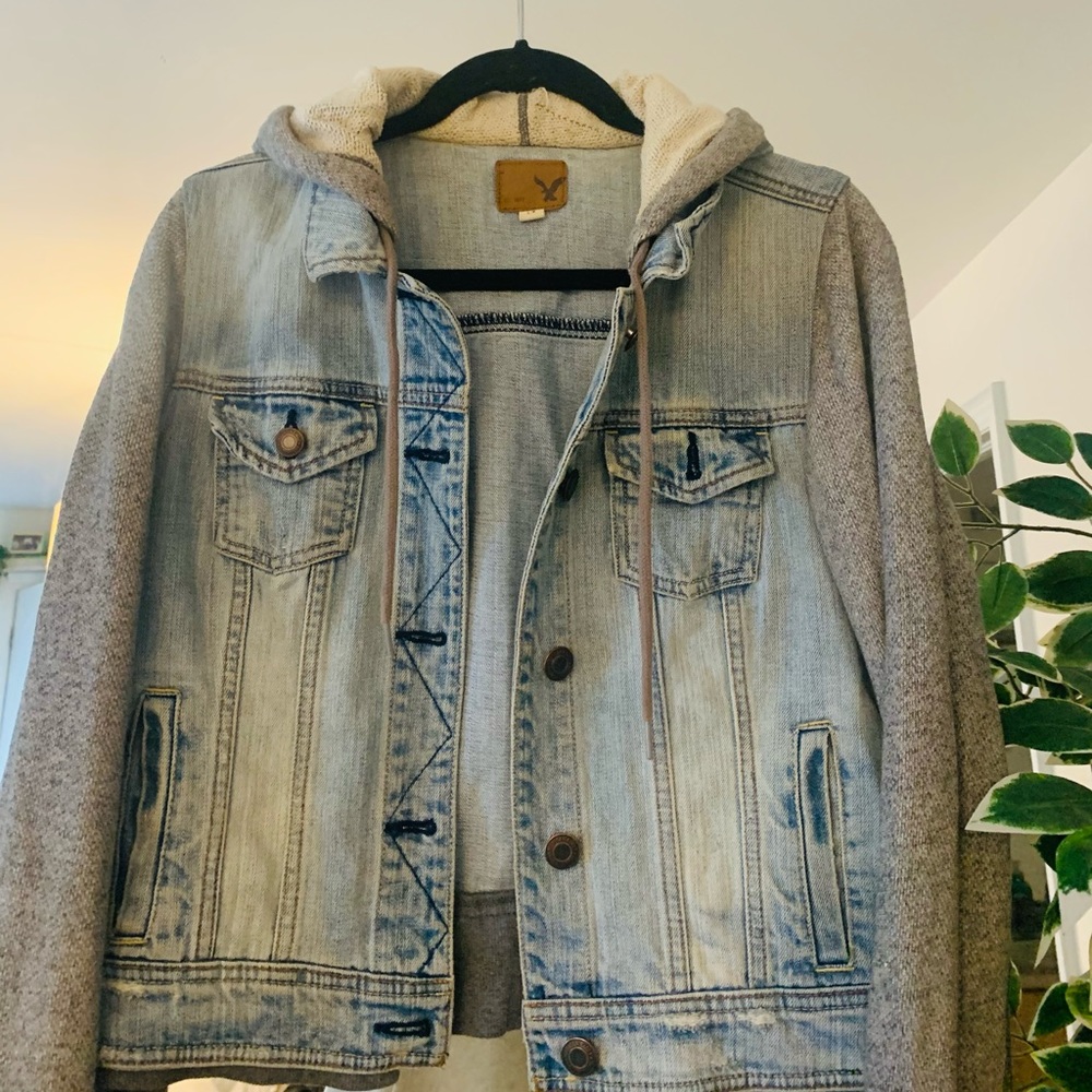Denim sweatshirt jacket